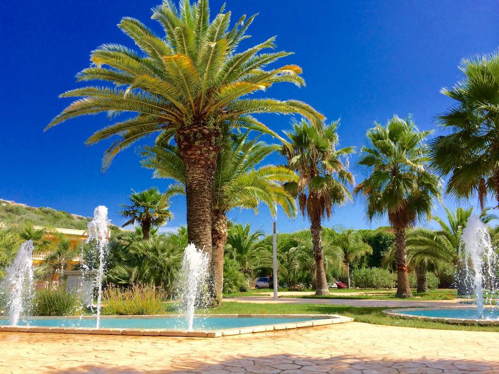 Village Baia Turchese Βιέστε Εξωτερικό φωτογραφία