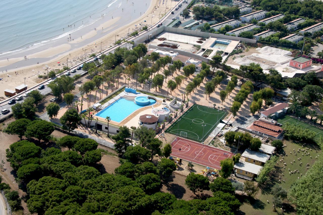 Village Baia Turchese Βιέστε Εξωτερικό φωτογραφία